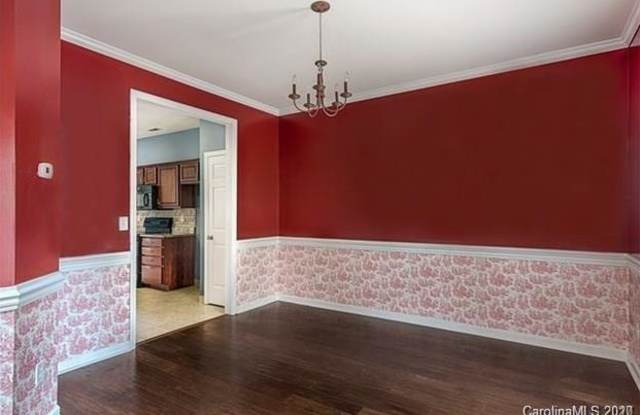 16020 Sunninghill Park Road Gallery 4