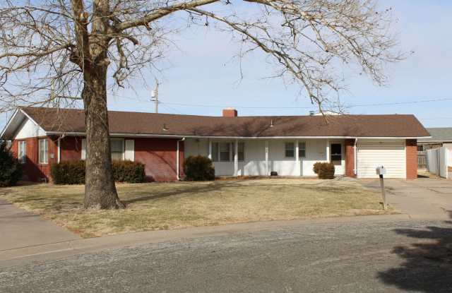 5 Bedrooms, 2 Bath House with Attached Garage photos photos 5 Bedrooms, 2 Bath House with Attached Garage photos photos