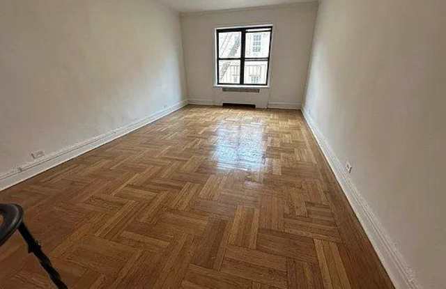 1279 Morris Avenue Gallery 3