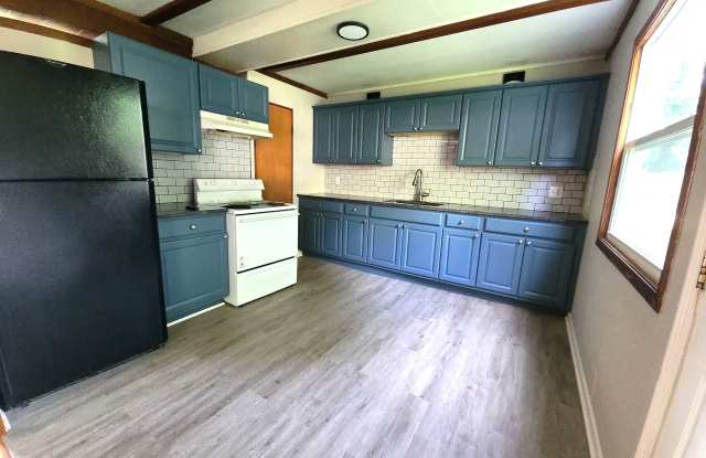 705 South Park Avenue - 705 photos photos