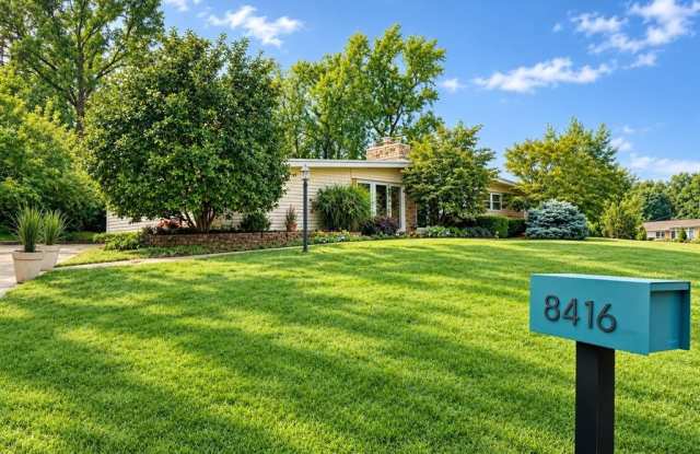 8416 Louwen Drive Gallery 2