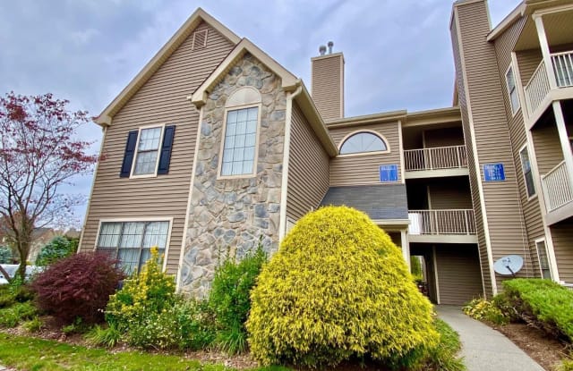 3 Lear Court - 3 Lear Court, Middlesex County, NJ 08816