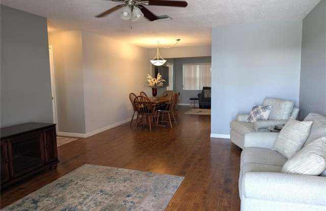 4415 96TH Avenue N Gallery 4