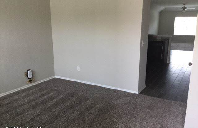 733 Christian Lane Gallery 2