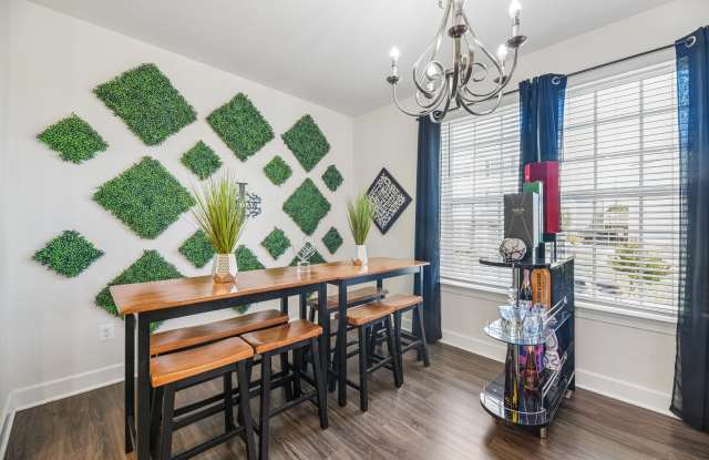 9123 Fox Stream Way Gallery 4
