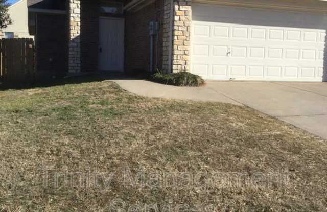 212 Rentz Place Cr. - 212 Rentz Place Circle, Weatherford, TX 76086