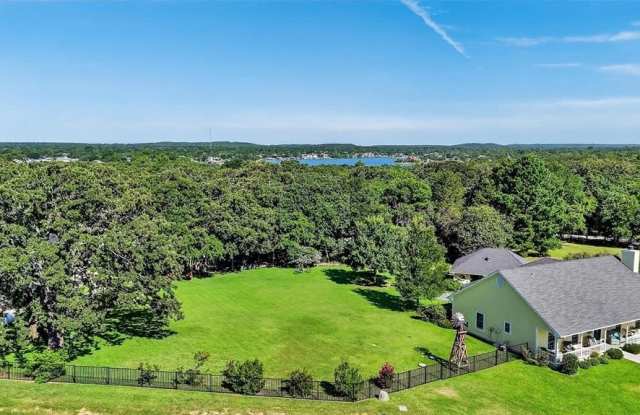 122 Comanche Drive photos photos