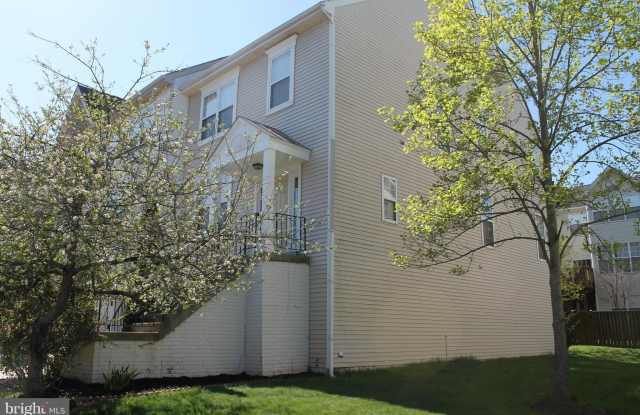 47369 DARKHOLLOW FALLS TERRACE - 47369 Darkhollow Falls Terrace, Lowes Island, VA 20165