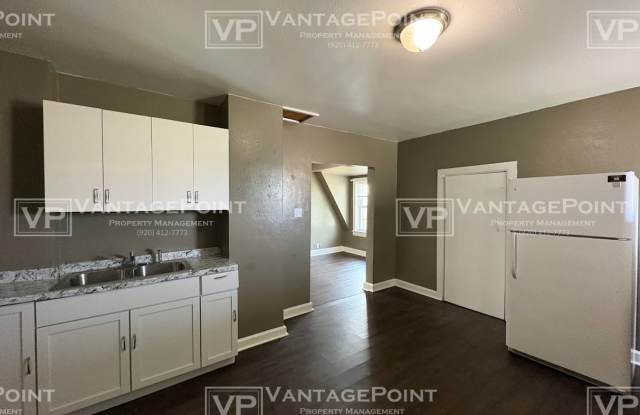1442 South Chestnut Avenue - Upper Gallery 3