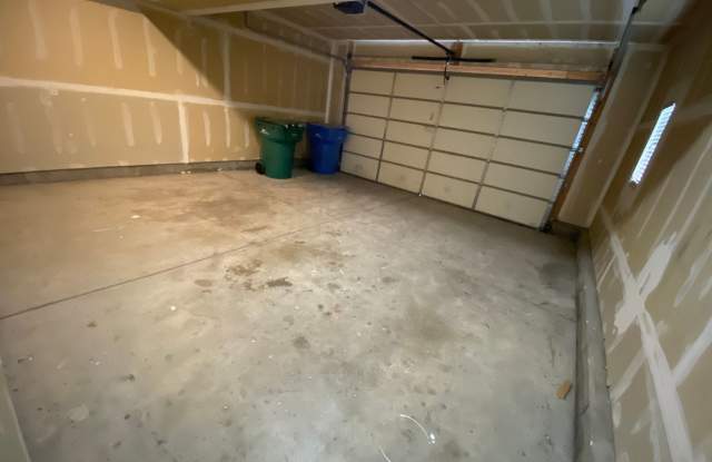 Great Lehi Townhome Gallery 3