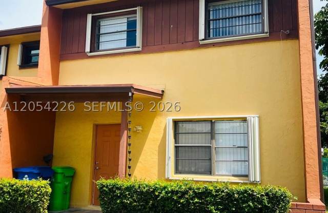 4613 NW 91st Ave photos photos 4613 NW 91st Ave photos photos