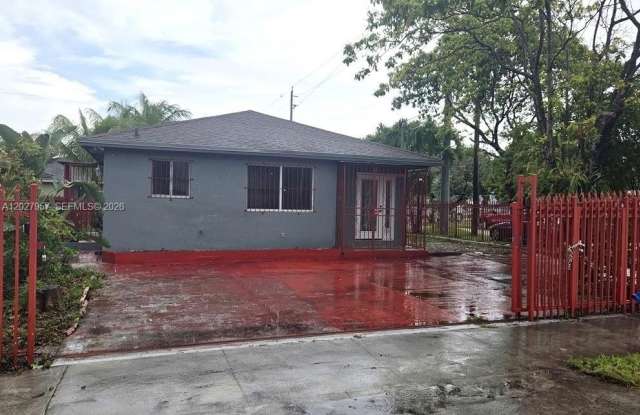 4952 NW 21st Ave photos photos