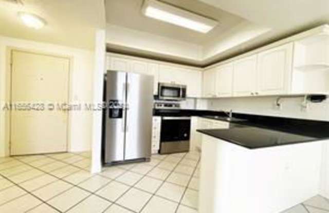 3500 Coral Way Gallery 4