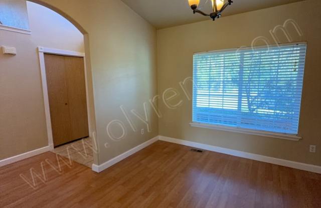 8921 Rockcress Dr SE Gallery 3