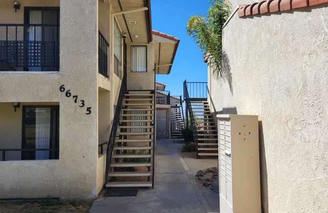 SUPER CLEAN  CUTE 2 BED 2 BATH photos photos