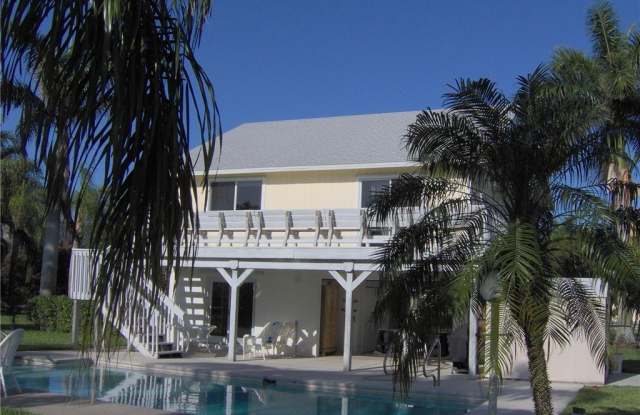 140 Estrellita Drive photos photos