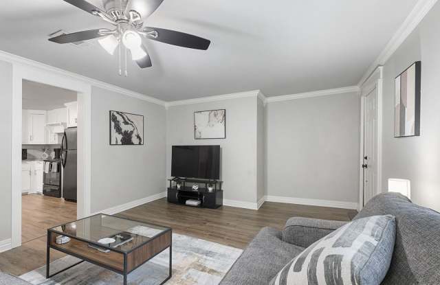 2017 Hairston Avenue photos photos