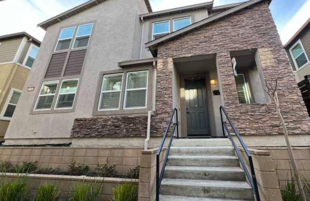 4186 Healdsburg Wy photos photos