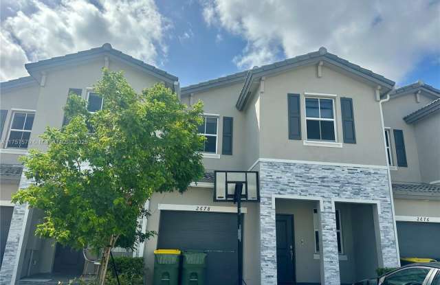 2678 SE 10th St - 2678 Southeast 10th Street, Homestead, FL 33035 2678 SE 10th St - 2678 Southeast 10th Street, Homestead, FL 33035