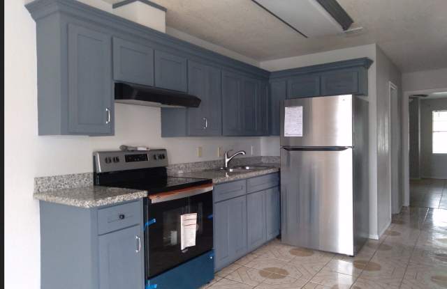 3060 S Buckingham Ct Gallery 2