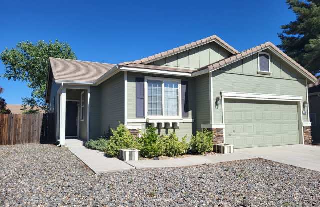 Single story House w/ Den/Office Space! 502 La Quinta in Dayton, NV Gallery 1