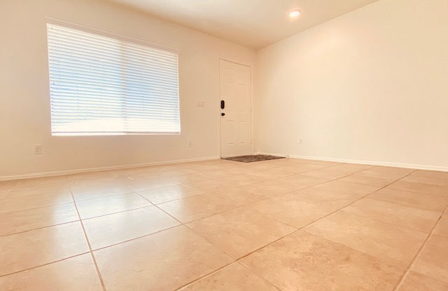 11322 N 154th Ln Gallery 2