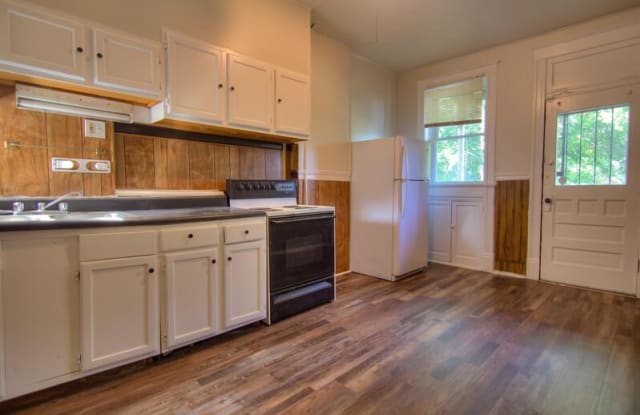 4223 Redbud - 4223 Red Bud Ave, St. Louis, MO 63115