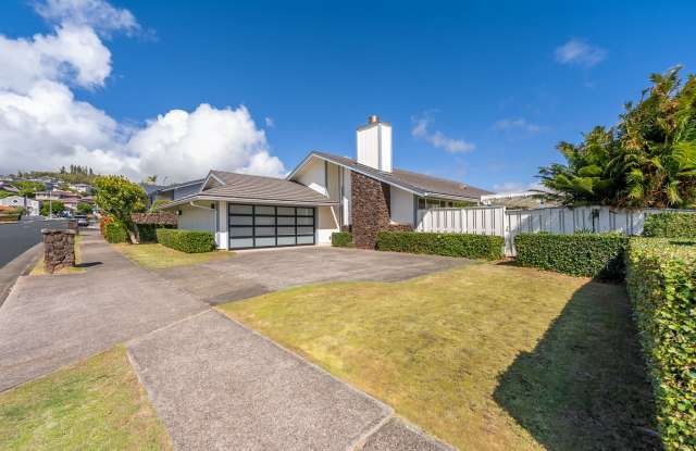 2067 Laukahi Street photos photos