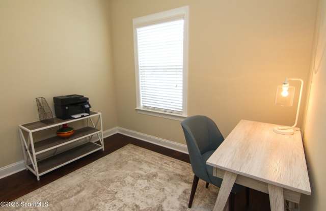 905 Mariners Circle Gallery 3
