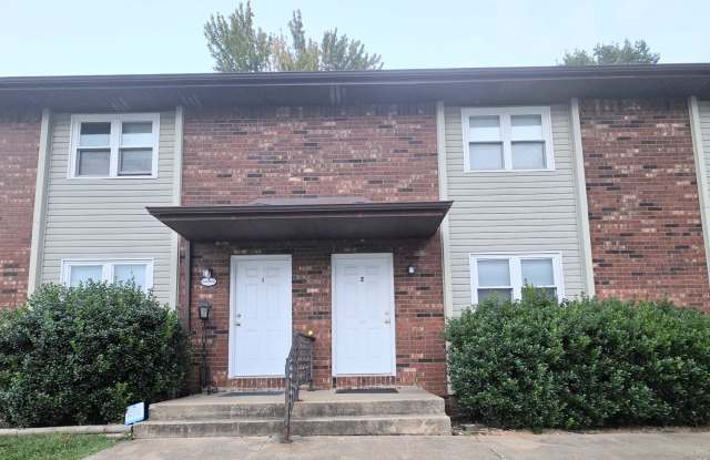 216 South Patricia Avenue Gallery 1