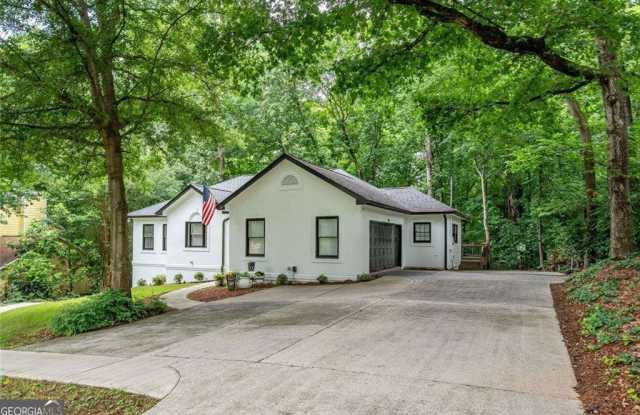 3924 Ashford Dunwood Road NE Gallery 2