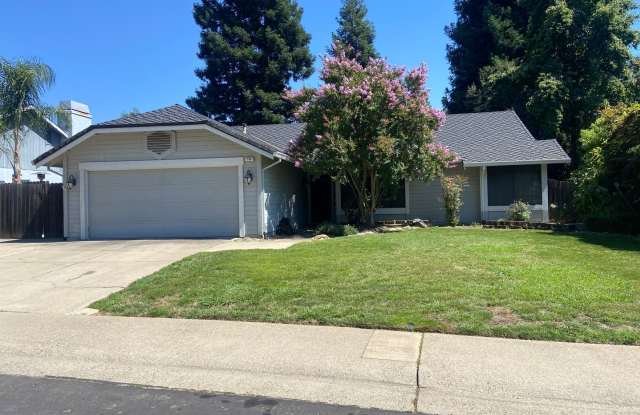 Willow Creek 3 Bdrm, 2 bath one story home photos photos