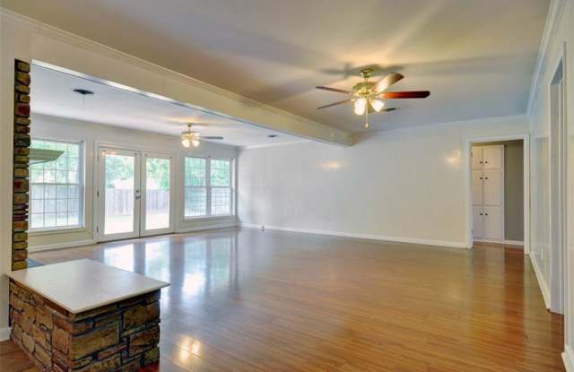3909 Willow Bend Road Gallery 4