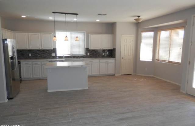4417 E SMOKEHOUSE Trail Gallery 3