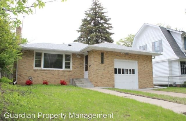 4821 Lyndale Ave - 4821 County Road 22, Minneapolis, MN 55419