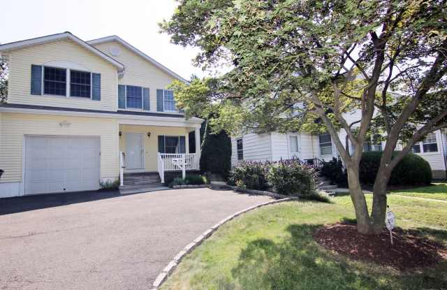 570 Fairfield Avenue photos photos