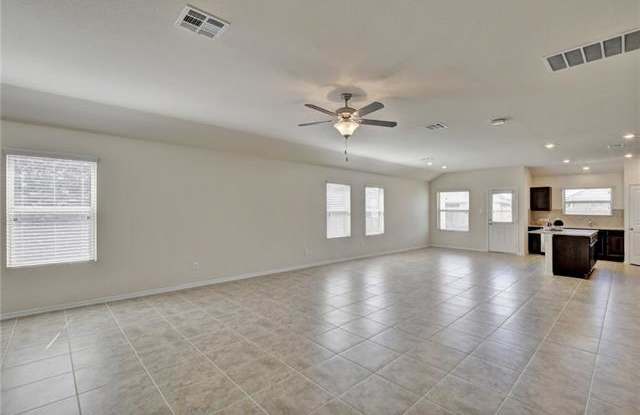 812 Hillrose DR Gallery 4