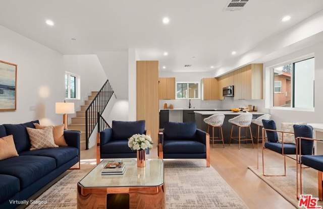 913 N Hobart Blvd photos photos