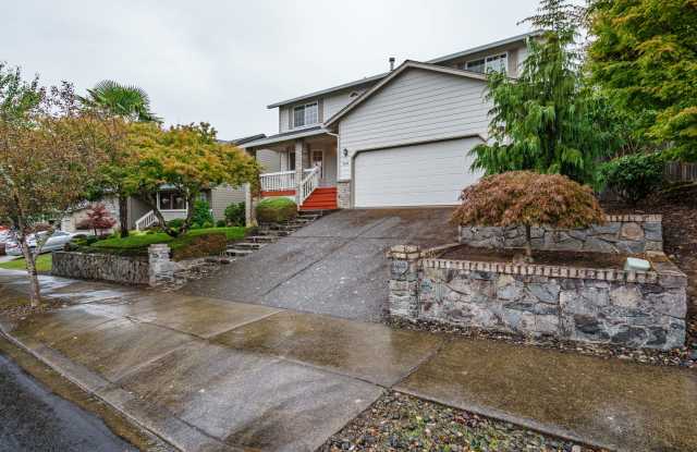 4 Bedroom 2.5 Bath with Fenced Backyard in Camas School District photos photos