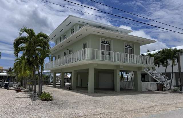10 Mangrove Lane photos photos