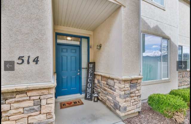 Spacious 3BR Townhome in North Salt Lake photos photos