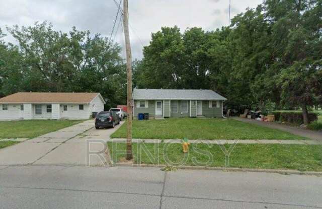 830 Hartford Ave photos photos