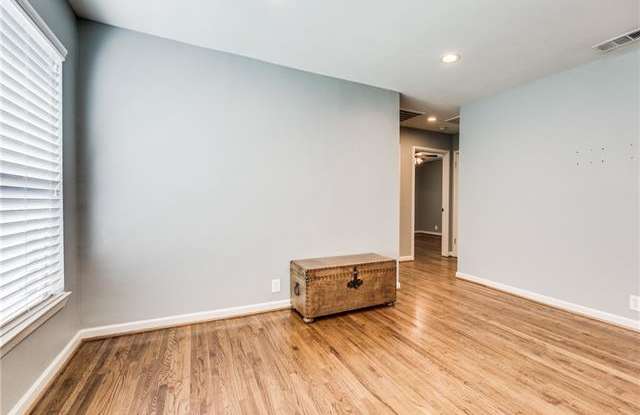 10525 Andover Drive Gallery 4