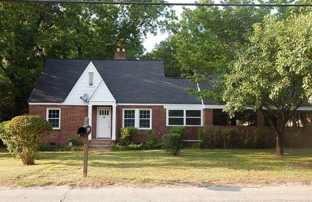 2067 Ben Hill Rd - 2067 Ben Hill Road, East Point, GA 30344