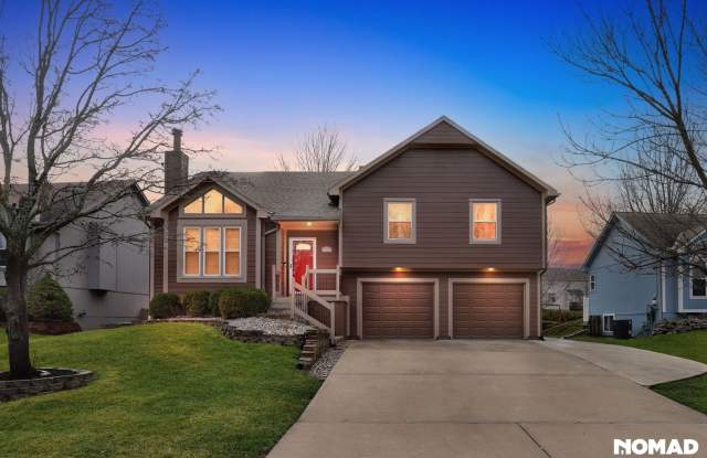 Charming 3BR House in Olathe photos photos