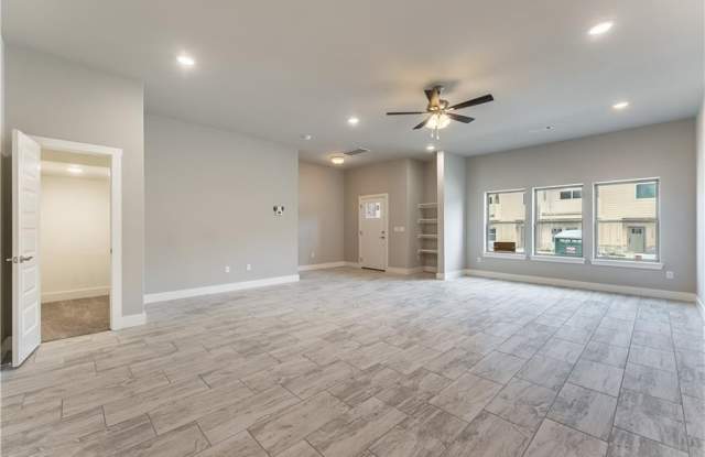 2179 W Million Lane Gallery 4