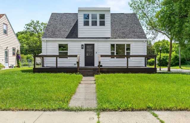 Spacious Updated 5-Bedroom North Fargo Home Near NDSU with Finished Basement and Plenty of Living Space photos photos