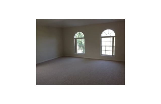 2103 Raleigh Drive Gallery 3