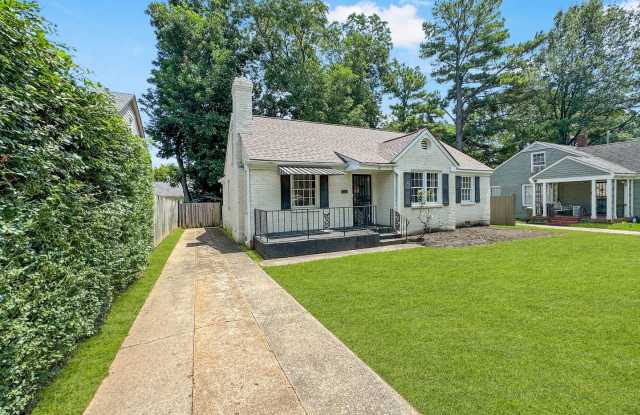 Charming 3 Bedroom, 1 bath in Midtown Memphis Gallery 1