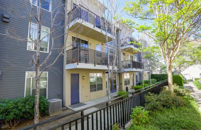 Modern 2BR / 2BA Condo | Garage Parking | Walk to VTA Light Rail | YouTube Tour photos photos